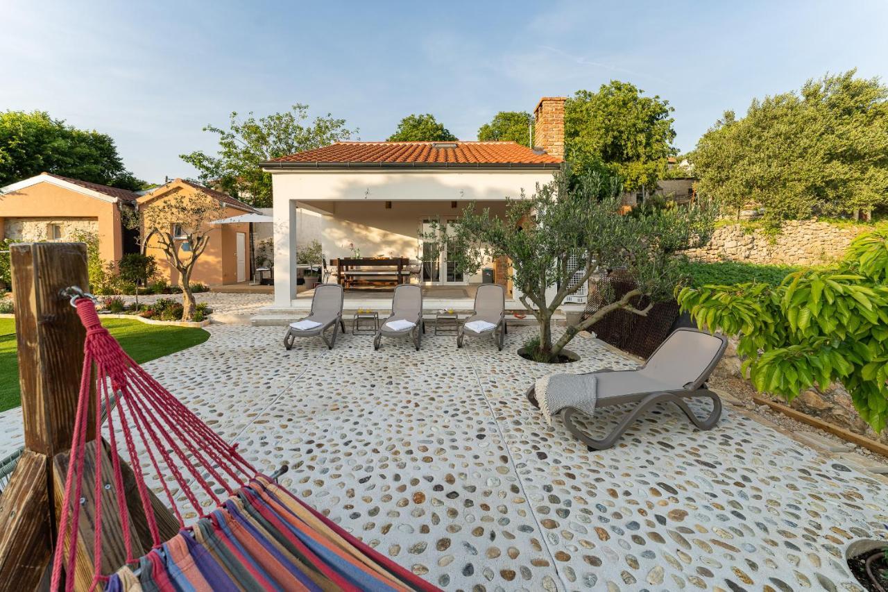 Holiday Home - Villa Thorak Anic Екстер'єр фото