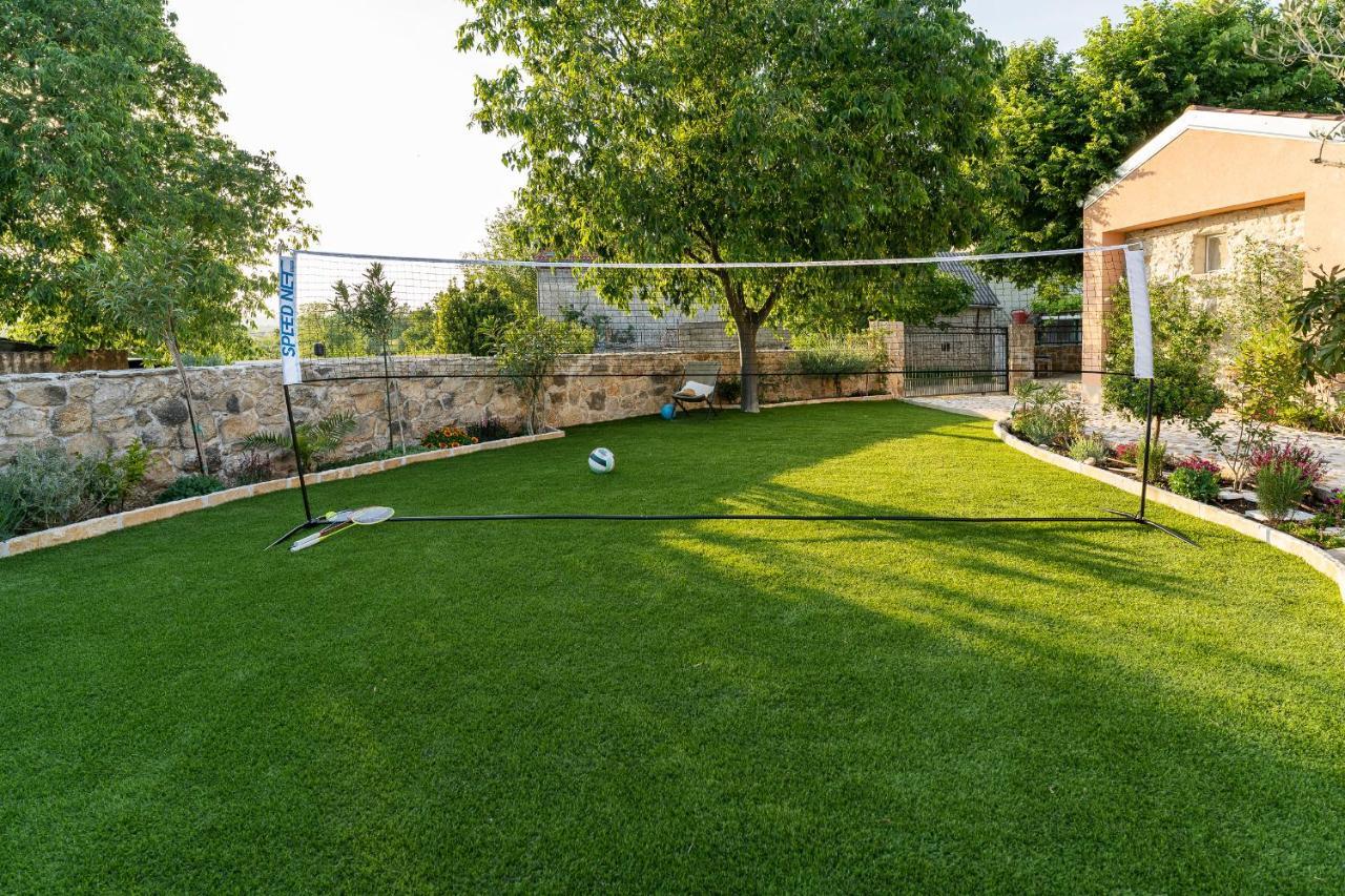 Holiday Home - Villa Thorak Anic Екстер'єр фото