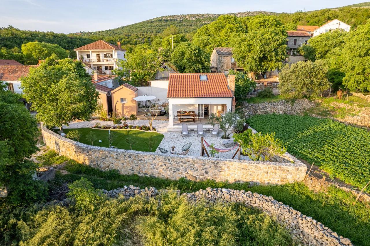 Holiday Home - Villa Thorak Anic Екстер'єр фото