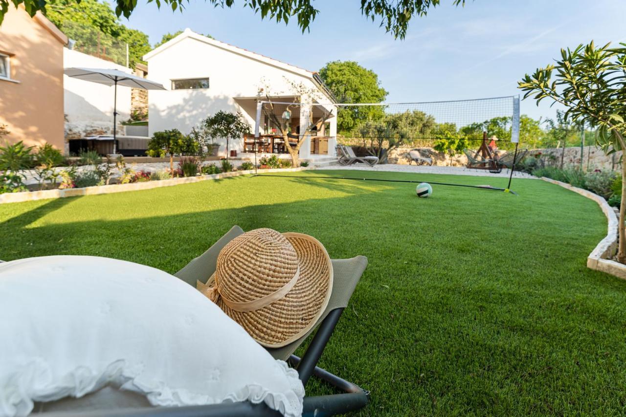 Holiday Home - Villa Thorak Anic Екстер'єр фото